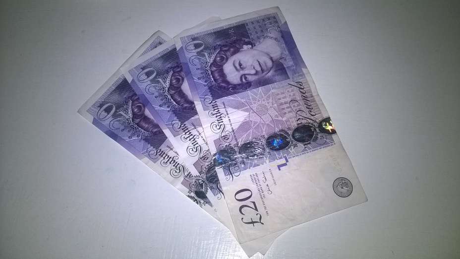 twenty-pound-notes.jpg